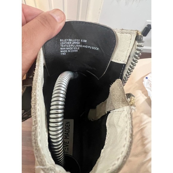 Steve Madden Western Buckle Billy Booties White Leather - Picture 11 of 14